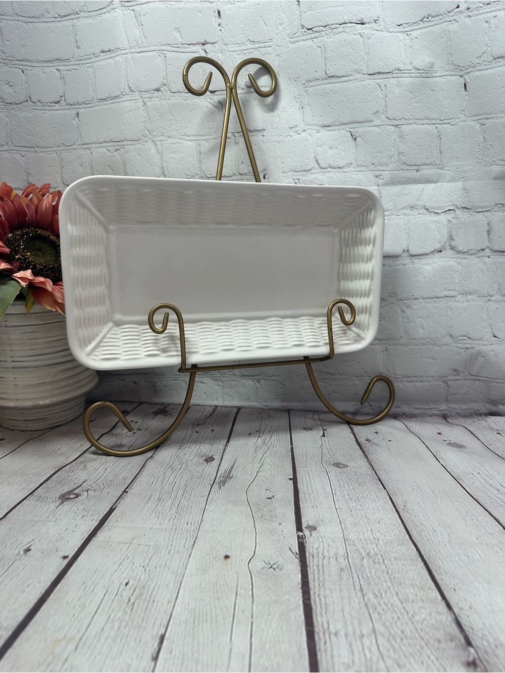 Pfaltzgraff Bread Basket Tray Heritage White serveware farmhouse minimalist